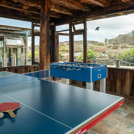 Casa Poniente Jaktstuga Haría